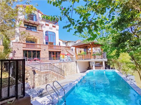 10 &nbsp;&nbsp;&nbsp;泳池/独K/桌球/双麻/伴溪/10房18床全新马代素雅溪边别墅【E35】