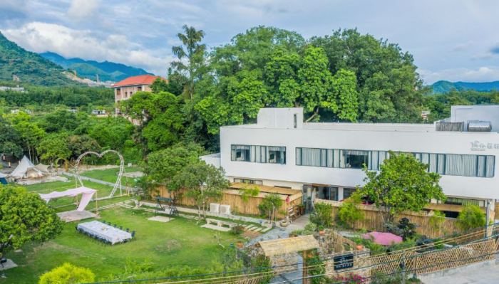 21 &nbsp;&nbsp;增城民宿 5分钟到白水寨，群山竹林之下的原野民宿「乡约雅轩」⛱畅玩摇摆桥 泳池包场21房37床